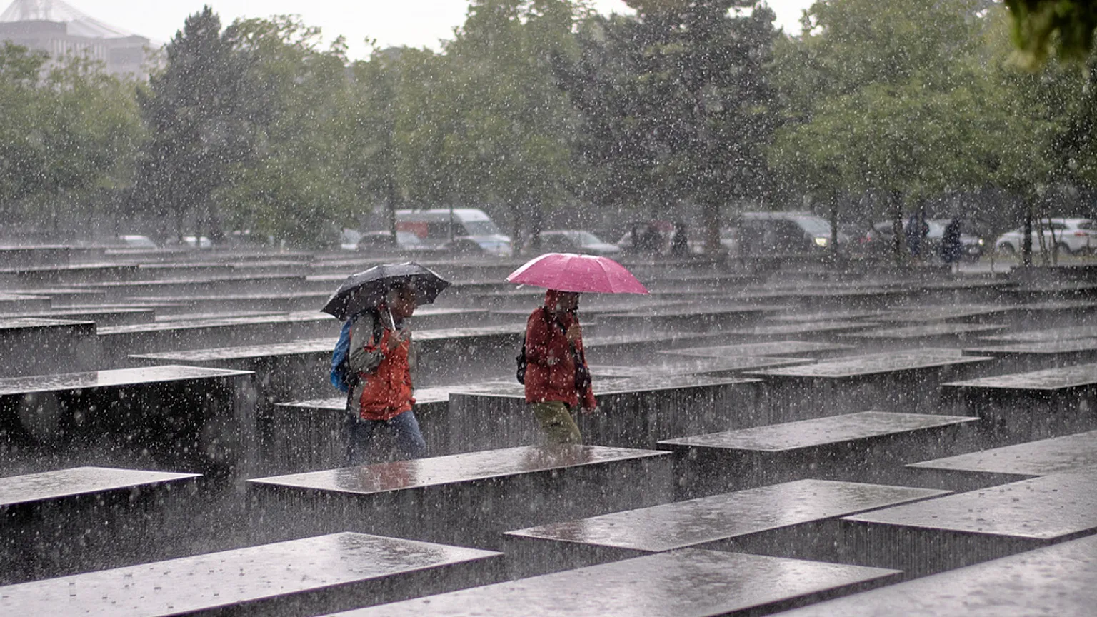 باران عقبنشینی کرد؛ آلودگی هوا جای آن را گرفت! باران