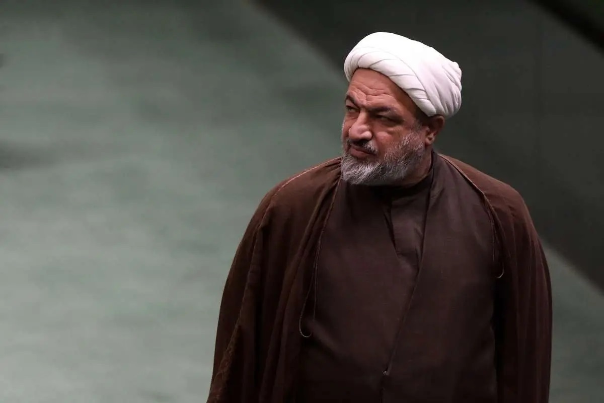 تهدید عارف توسط رسایی: به مجلس نیا! جایگاه شما در دولت غیرقانونی است