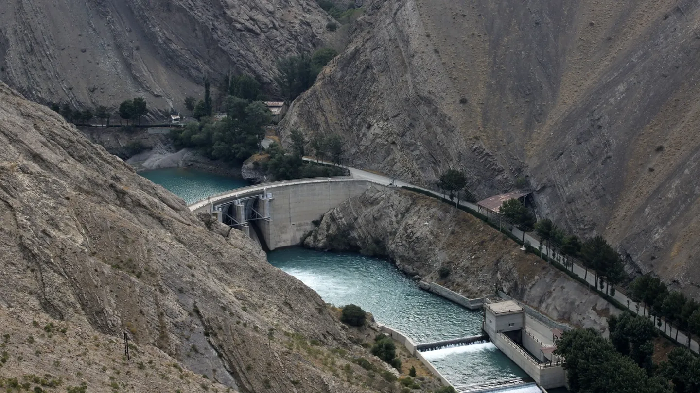 استانداری البرز: خبر کشف ۷۴ جسد در سد کرج کذب محض است سد کرج