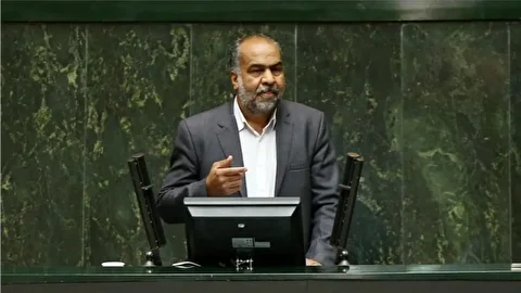 واکنش صباغیان به حواشی کیک تولدش: کیک پیروزی انتخابات بود!