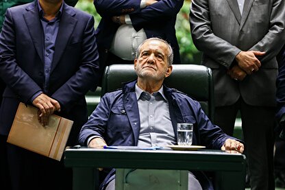 چرا بحث استعفای پزشکیان دوباره داغ شد؟