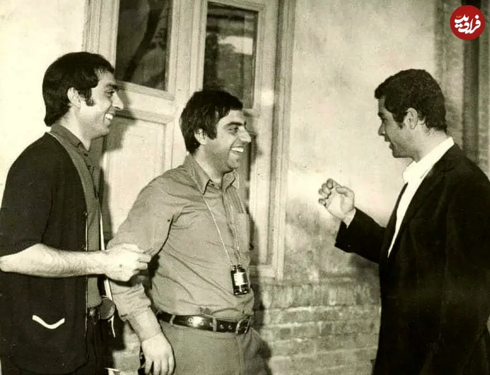 بهروز وثوقی و مسعود کیمیایی در پشت صحنه فیلم قیصر در سال ۴۸ بهروز وثوقی و مسعود کیمیایی در پشت صحنه فیلم قیصر در سال ۴۸