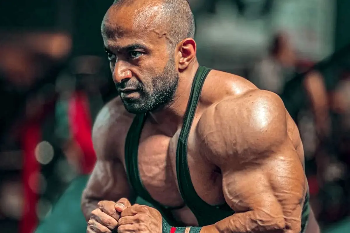 فرامرز عزیزی کیست