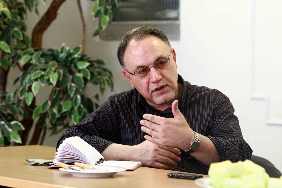 ایران، به اقدامی فراتر از اصلاحات و فروتر از انقلاب احتیاج دارد