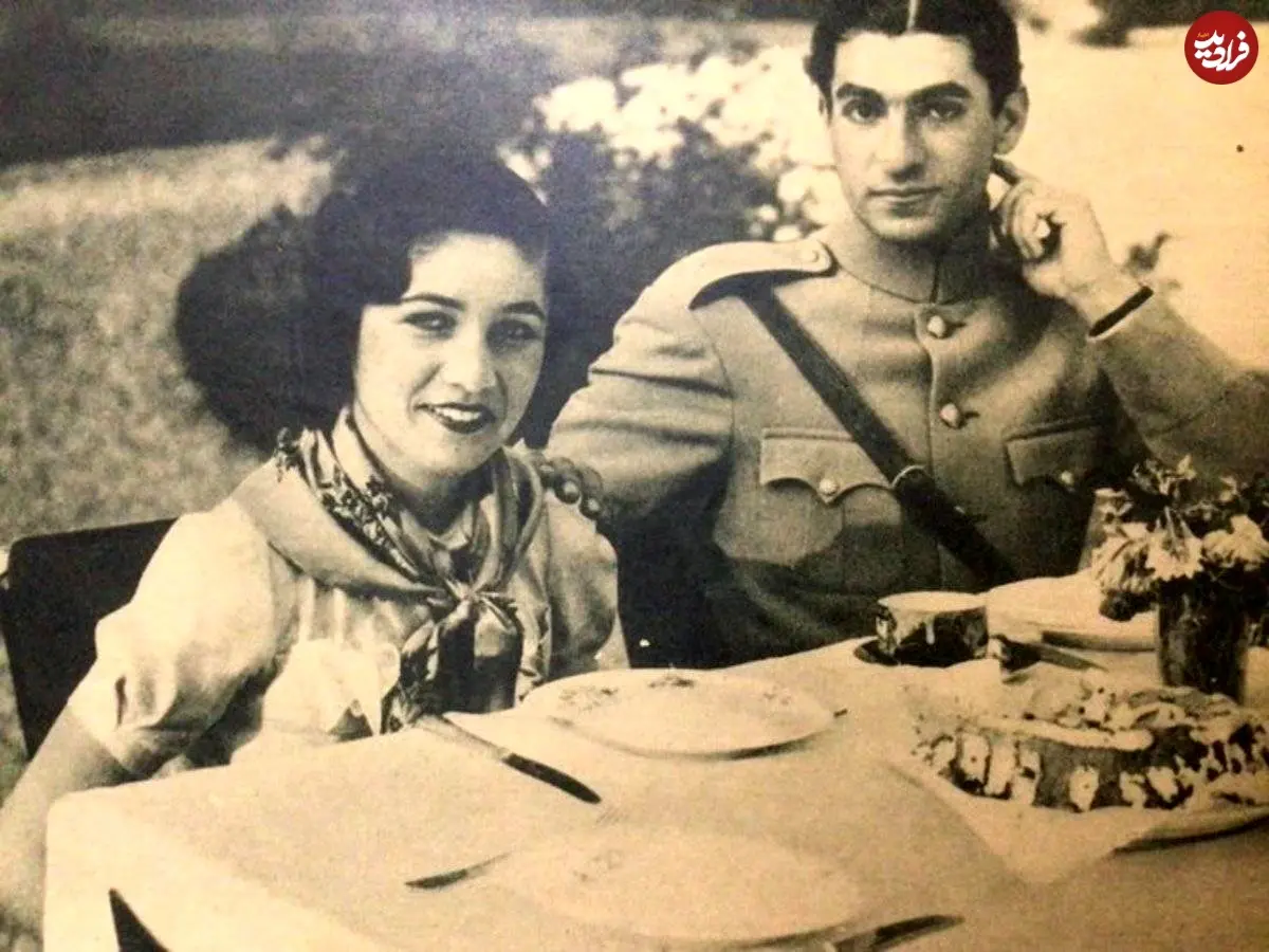 عکسی از محمدرضا پهلوی و فوزیه در آغاز آشنایی در مصر