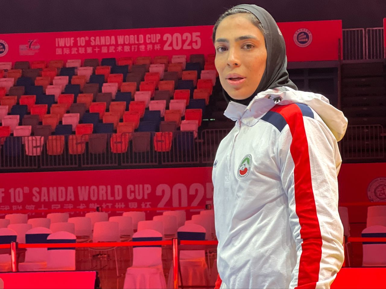 ببینید| سلام نظامی سهیلا منصوریان هنگام اهدای مدال طلا