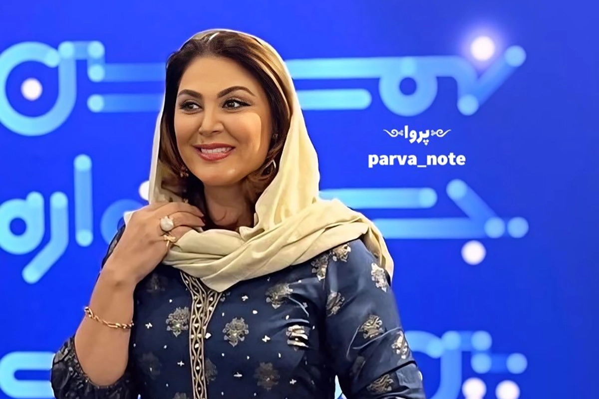 عکس| حضور «لاله اسکندری» با استایل سنتی در بزرگداشت خود