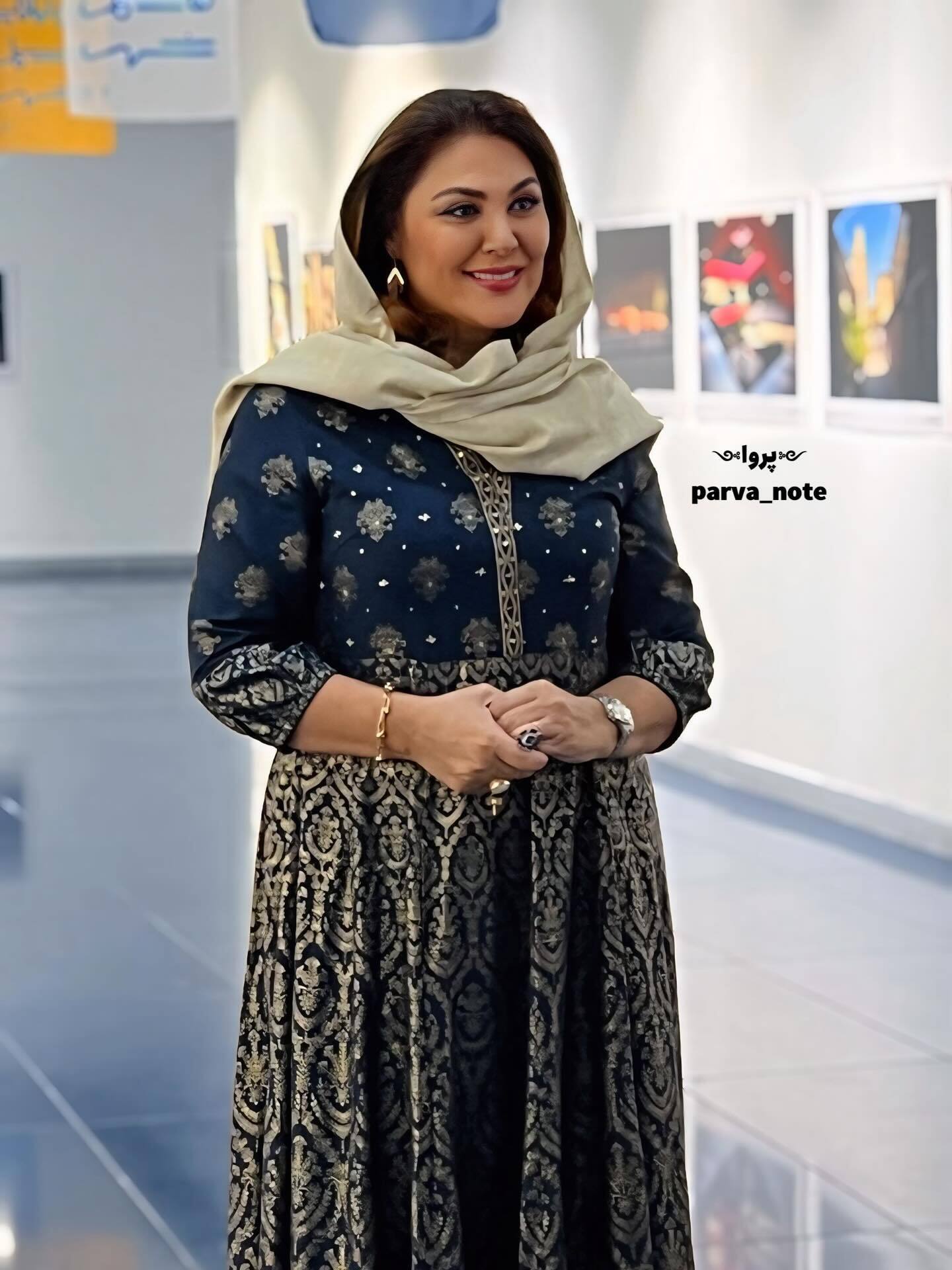 عکس| حضور «لاله اسکندری» با استایل سنتی در بزرگداشت خود