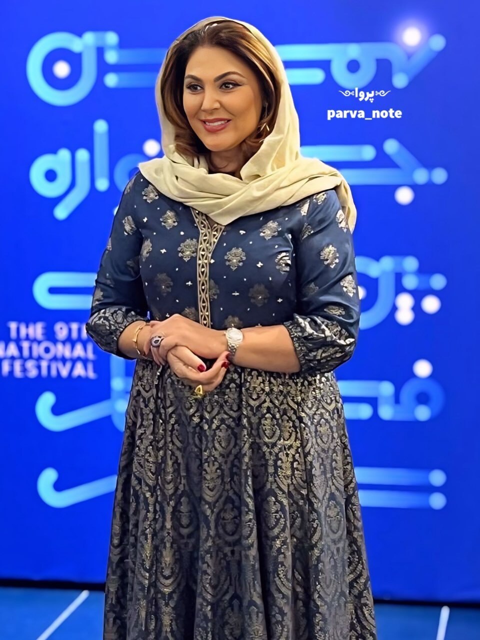 عکس| حضور «لاله اسکندری» با استایل سنتی در بزرگداشت خود