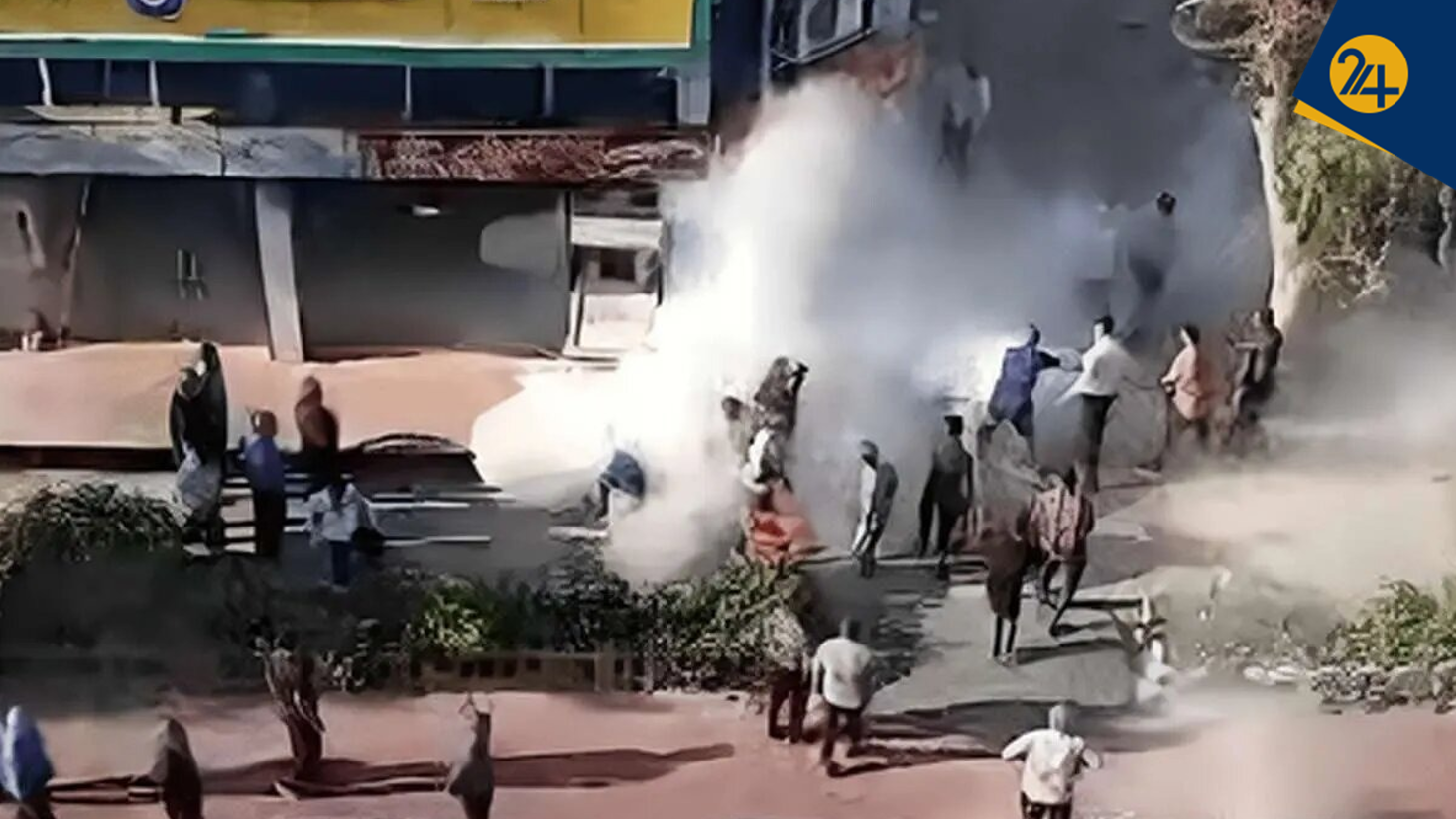 جرقهای که آتش خشم مردم را روشن کرد | گفتوگو با جامعهشناس درباره ریشه موج خودکشی در ایران جرقهای که آتش خشم مردم را روشن کرد | گفتوگو با جامعهشناس درباره ریشه موج خودکشی در ایران