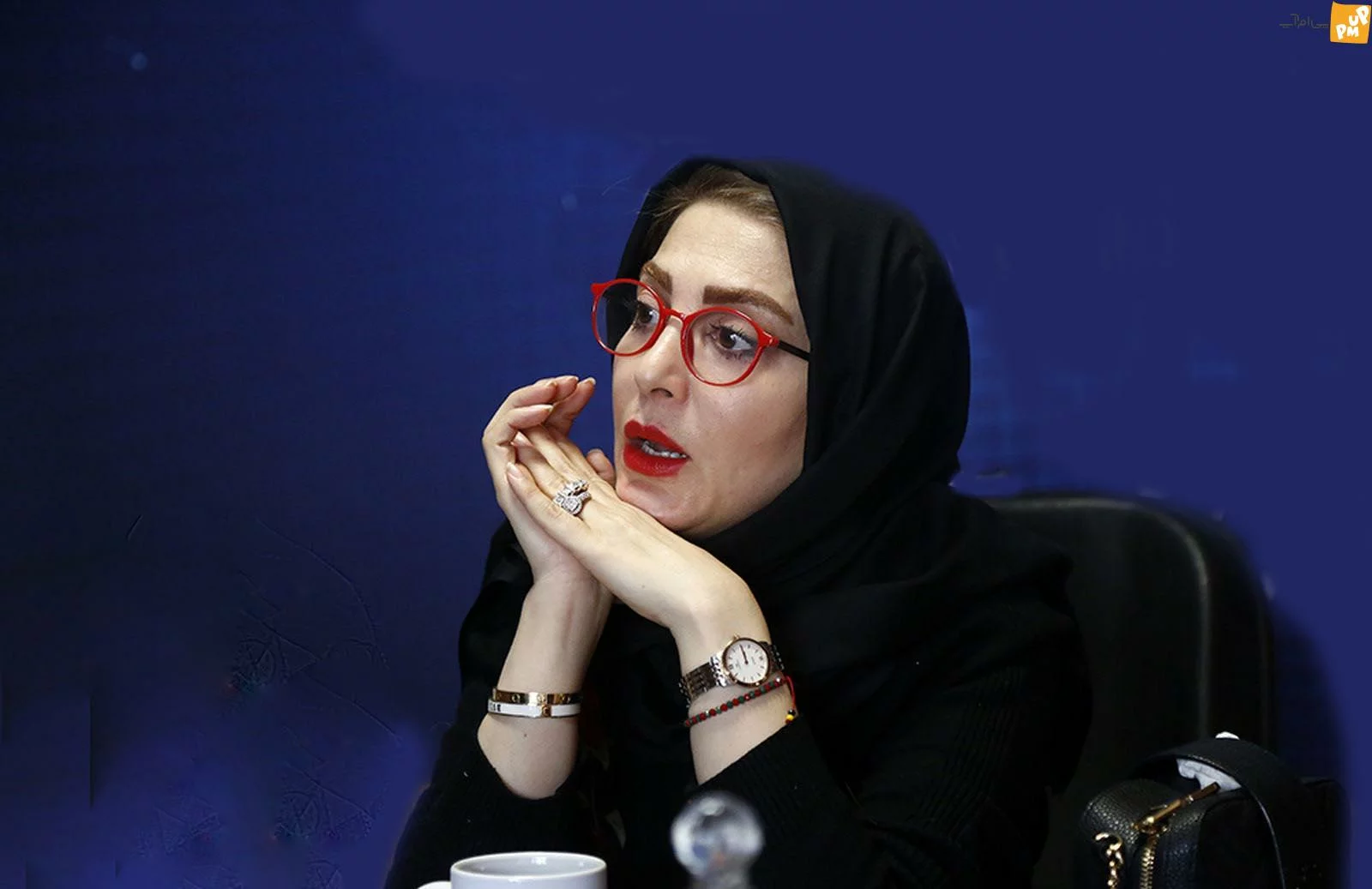 ببینید| استایل عجیب ژیلا صادقی در همایش تبلیغاتی یک رستوران!