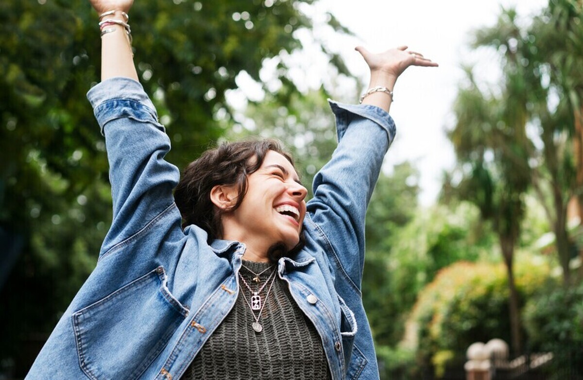 نتایج یک پژوهش جدید: شاد باشید تا بیمار نشوید