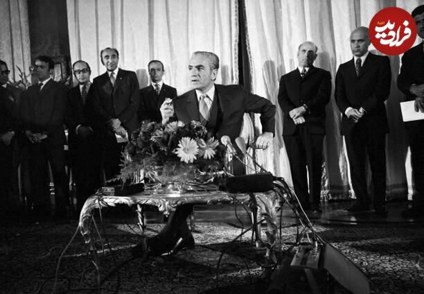 انتشار تصویری کمتر دیدهشده از محمدرضا پهلوی و اسدالله علم +عکس انتشار تصویری کمتر دیدهشده از محمدرضا پهلوی و اسدالله علم +عکس