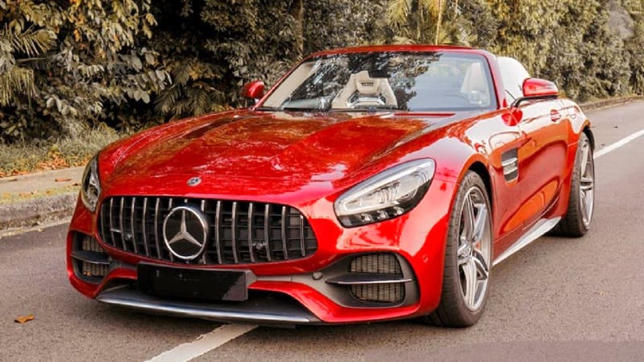 ببینید| کاروان خودروهای لوکس در برلین ببینید| کاروان خودروهای لوکس در برلین