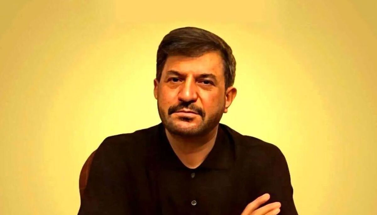 محمود شهریاری کیست