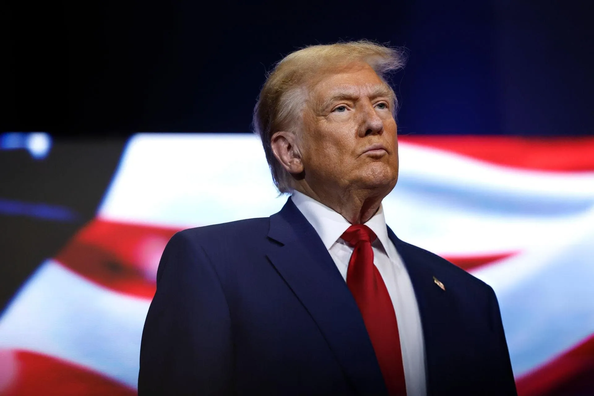 ترامپ: در انتخابات ۲۰۲۸ معاون رئیسجمهور نمیشوم/ میتوانم به عنوان معاون رئیسجمهور شرکت کنم ترامپ: در انتخابات ۲۰۲۸ معاون رئیسجمهور نمیشوم/ میتوانم به عنوان معاون رئیسجمهور شرکت کنم