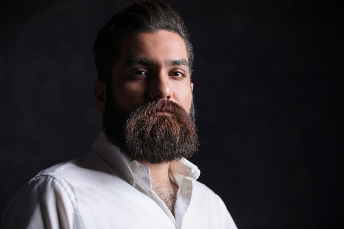 علی زندوکیلی