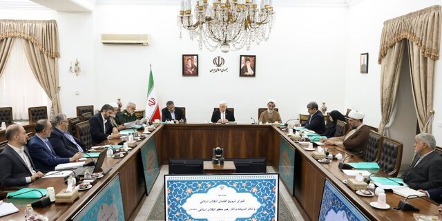 عارف: اگر دشمنان ذره‌ای عقل داشته باشند جسارت حمله جدید به ایران را پیدا نمی‌کنند