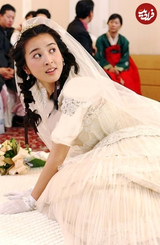 عکس| تصویر بانو سوسانو با لباس عروس پرنسسی