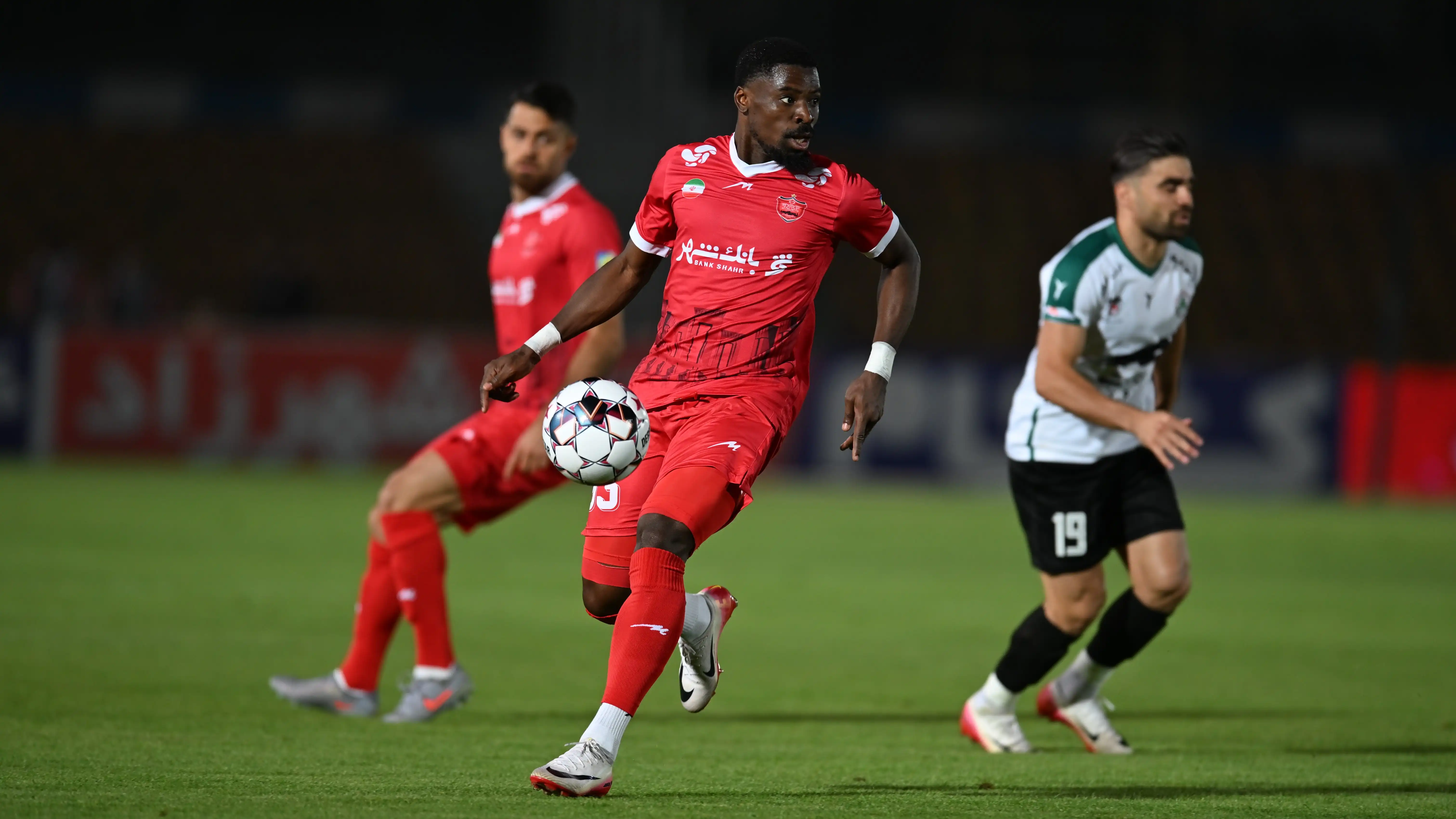 زمان دیدار حساس پرسپولیس – تراکتور مشخص شد