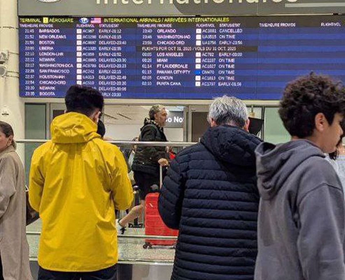 وکیل پژمان جمشیدی سفر به کانادا را تایید کرد؛ مهاجرت نکرده هروقت لازم باشد برمی گردد