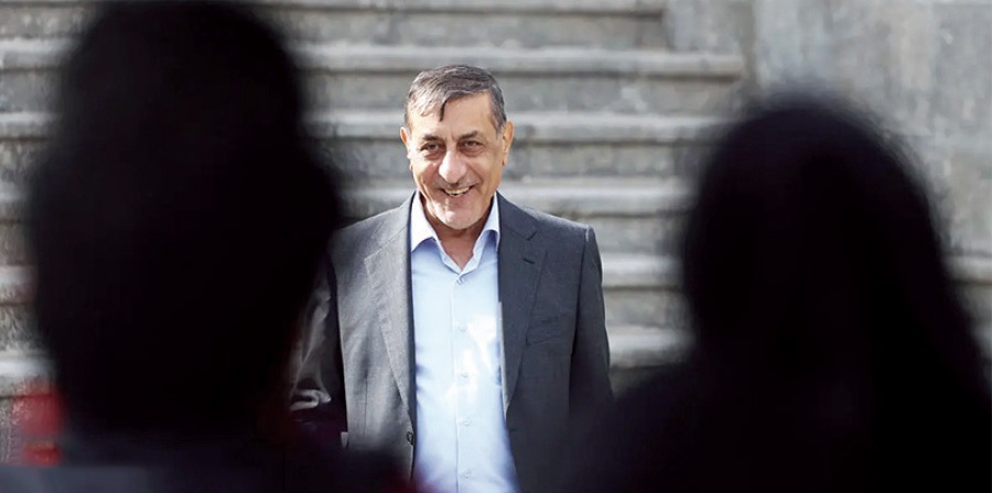 روایت روزنامه اصولگرا از نقش قائمپناه در ماجرای استعفای معاون اول | عارف احساس محدودیت اختیارات میکند قائم پناه