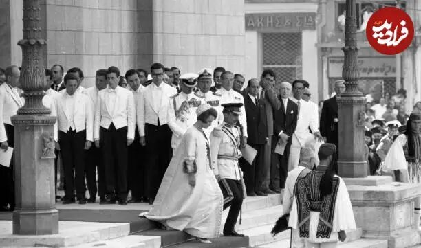 تصویر تاریخی از ورود پادشاه اردن به مراسم ازدواج کنستانتین دوم پادشاه اردن