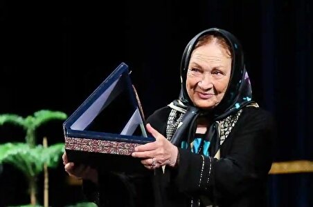 ببینید| وضعیت ناراحت‌کننده پری امیرحمزه در ۹۰ سالگی