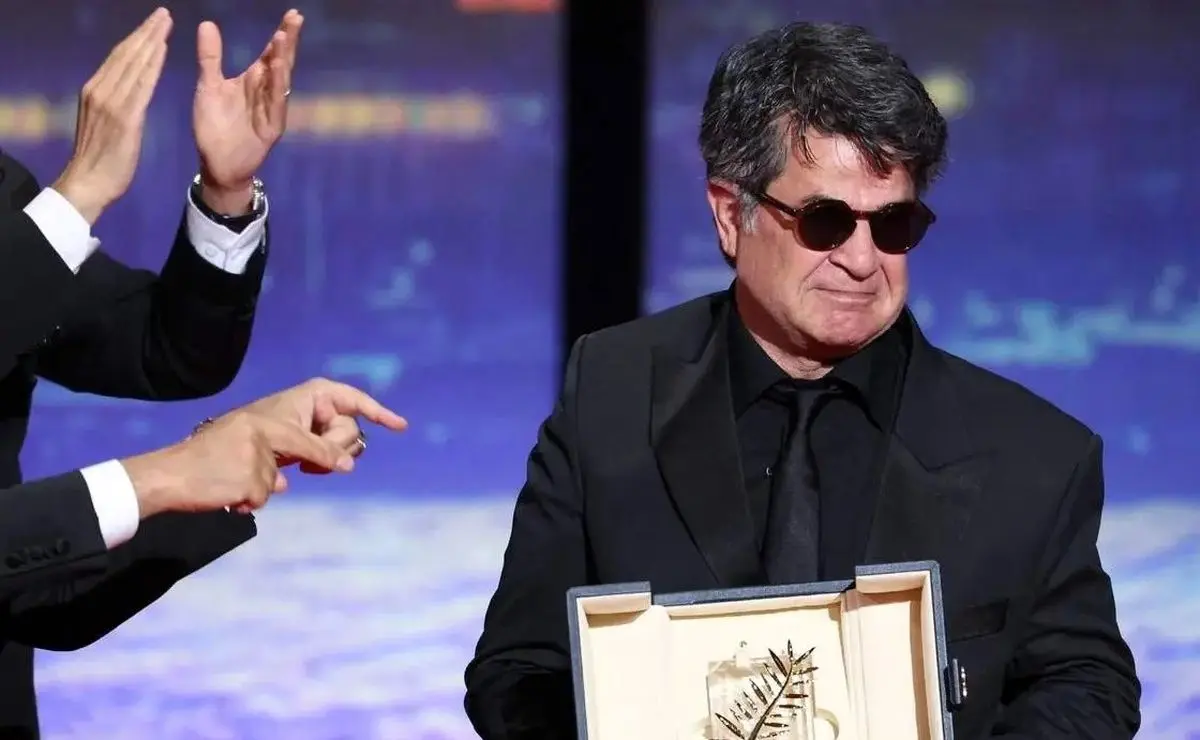 جعفر پناهی به یک سال حبس و دو سال ممنوعیت خروج محکوم شد