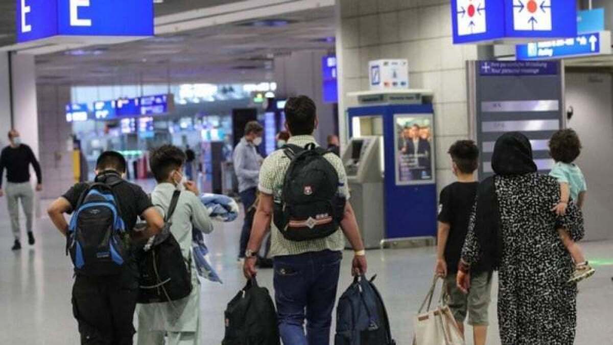 توقف درخواست‌های مهاجرت از ۱۹ کشور از جمله ایران توسط آمریکا