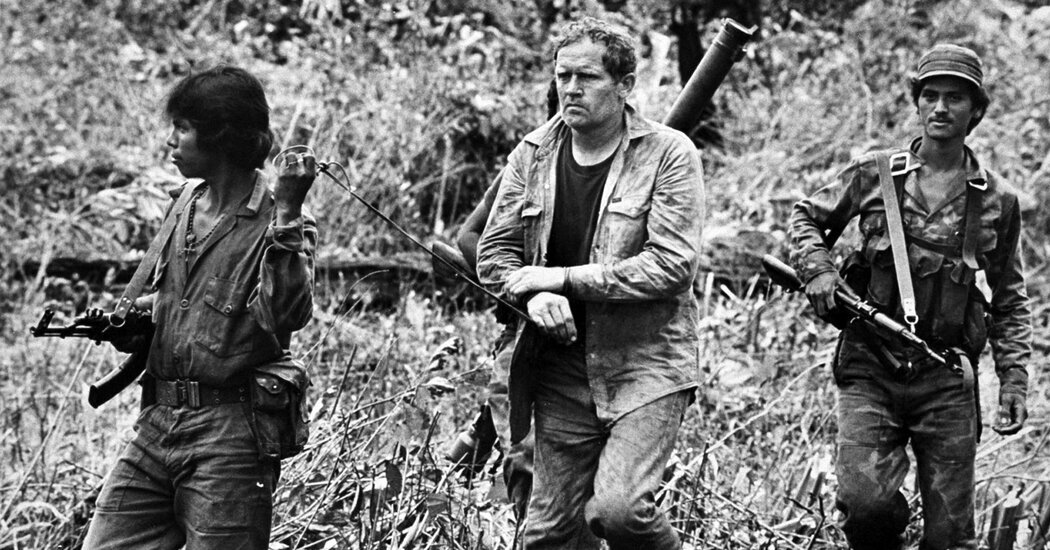 لحظه بازداشت یوجین هاسنفوس