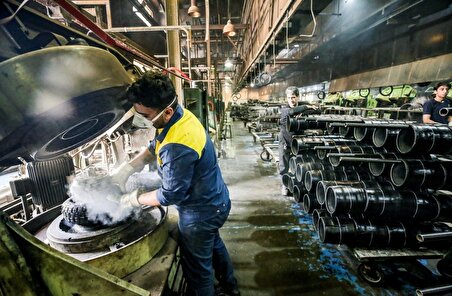 ببینید| چرا حدود ۲ میلیون جوان بیکار تمایل دارند در تاکسی‌های اینترنتی فعالیت کنند؟