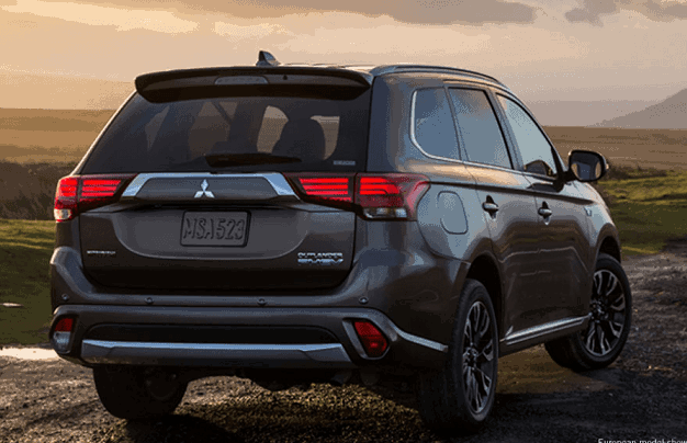 خودروی هیبریدی میتسوبیشی