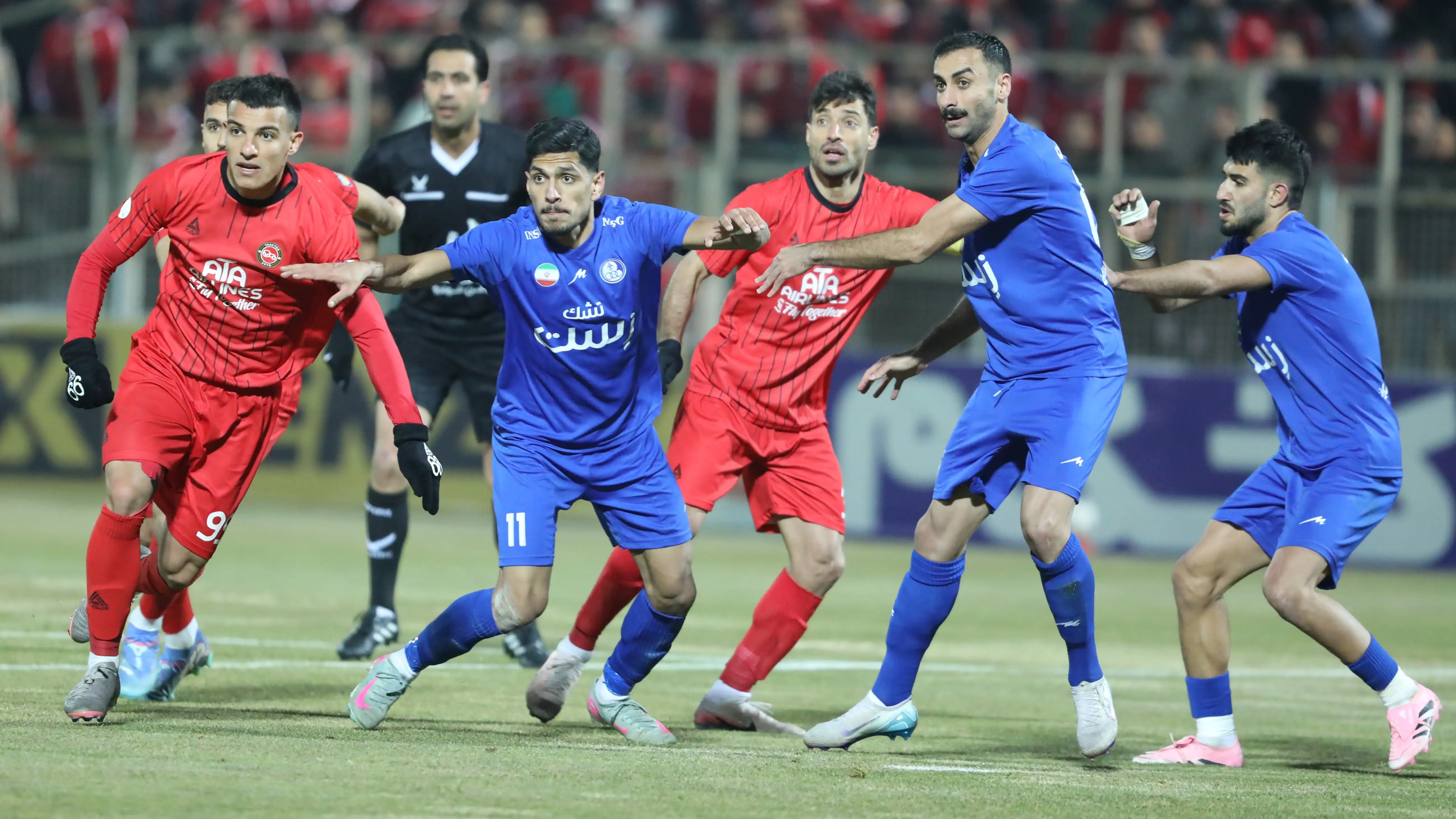 تراکتور ۰-۰ استقلال خوزستان؛ اسکوچیچ از قطار مدعیان جا ماند!