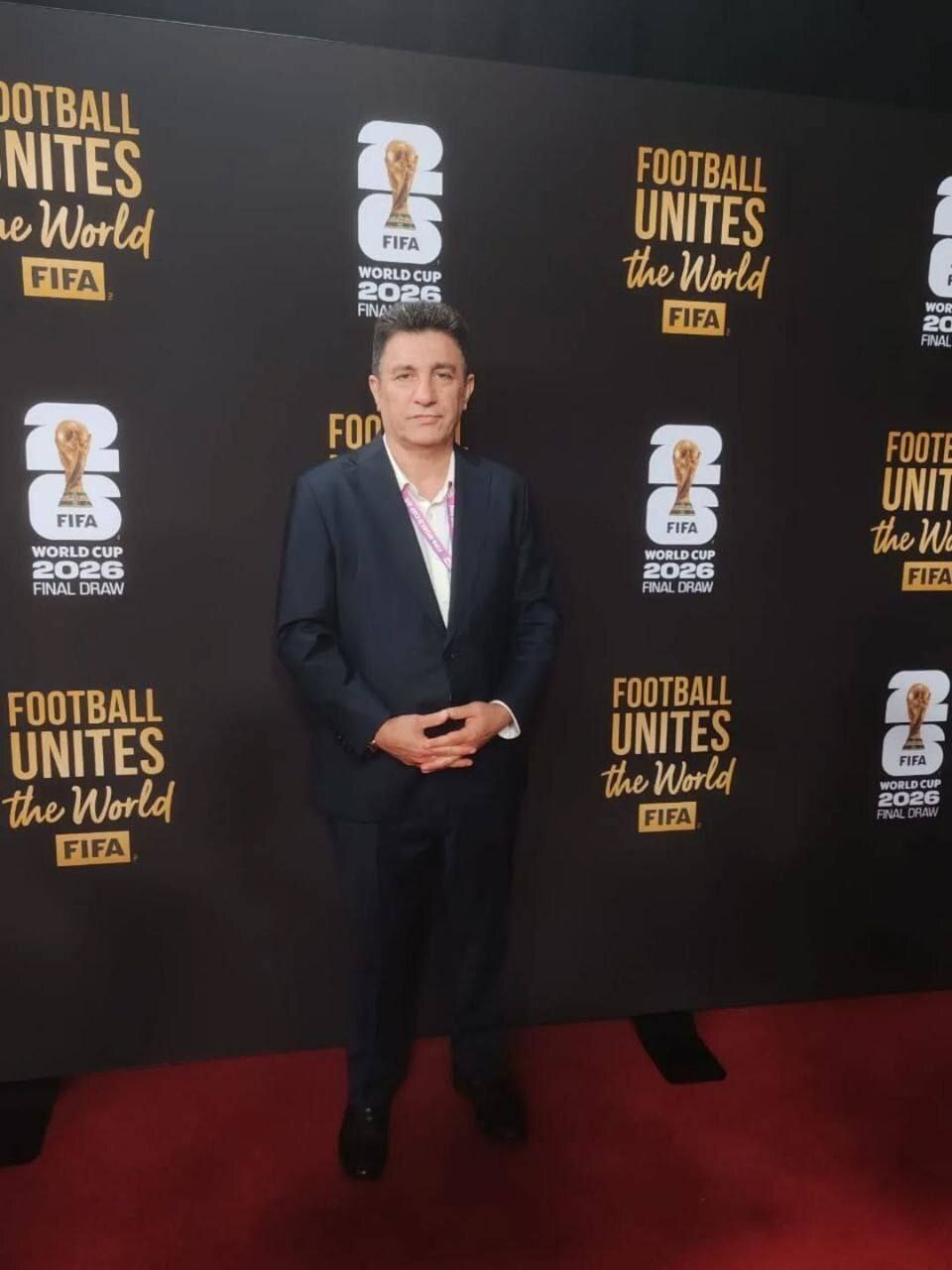 حضور قلعه‌نویی روی فرش قرمز مراسم قرعه‌کشی جام جهانی ۲۰۲۶