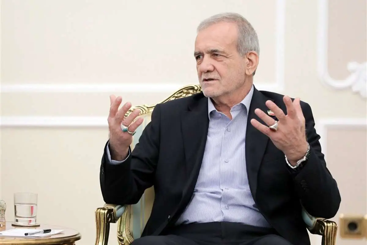 تصاویری از حضور پزشکیان در مراسم روز دانشجو دانشگاه شهید بهشتی پزشکیان