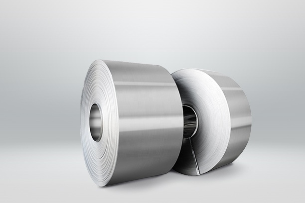 ارتباط مستقیم قیمت دلار با بازار ورق فولادی؛ چه زمانی خرید ورق آهن منطقی‌تر است؟