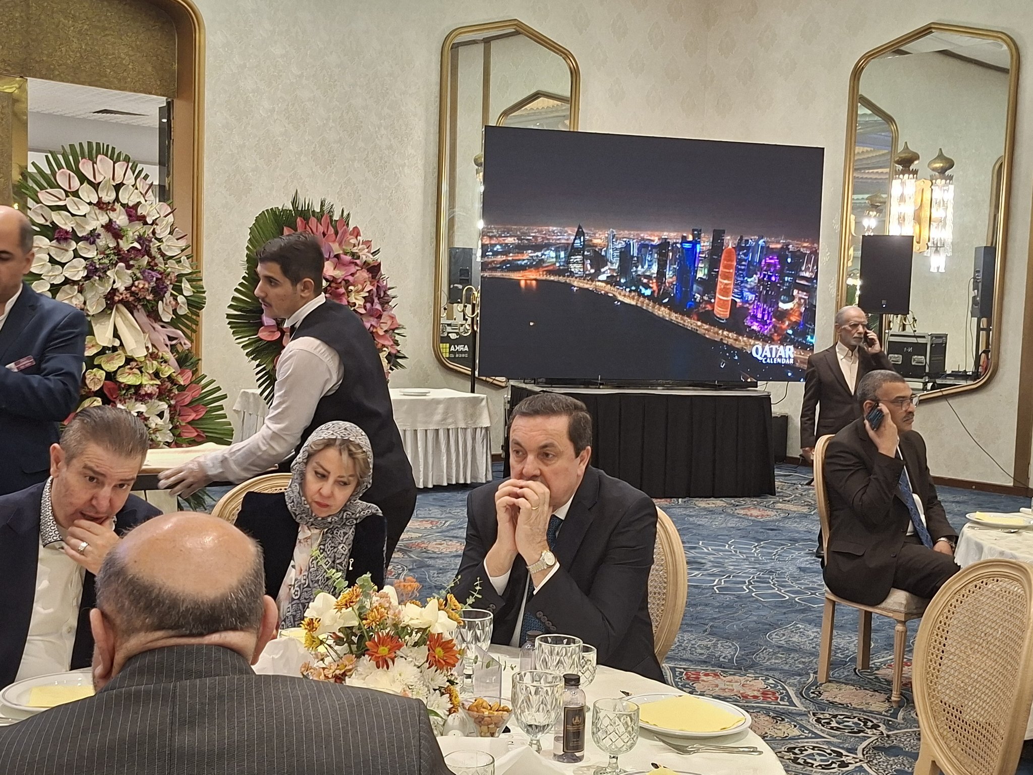 حضور پرسشبرانگیز سفیران سوریه و فلسطین در مراسم روز ملی قطر در تهران حضور سفیران سوریه و فلسطین در تهران