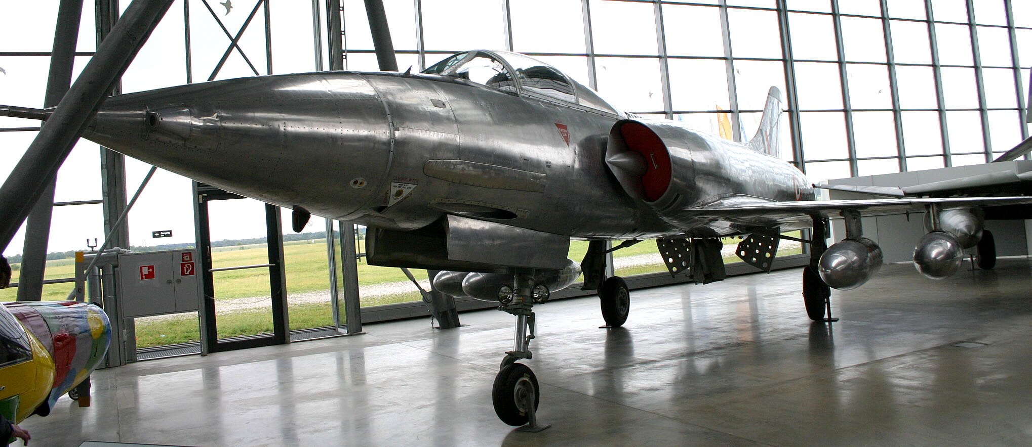 مشخصات ماروت؛ جنگنده-بمب‌افکن مافوق صوت هند