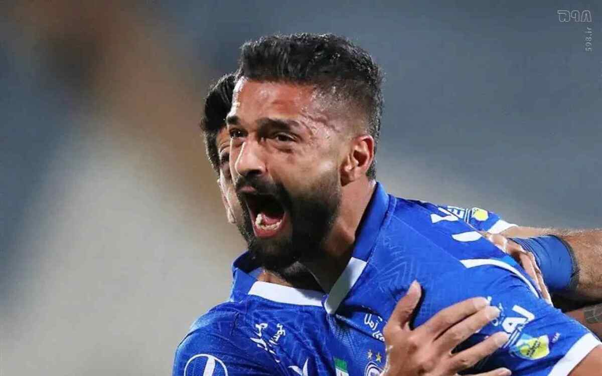 اخراج موقت آرمین سهرابیان از تمرین استقلال پس از انتشار فیلم جنجالی