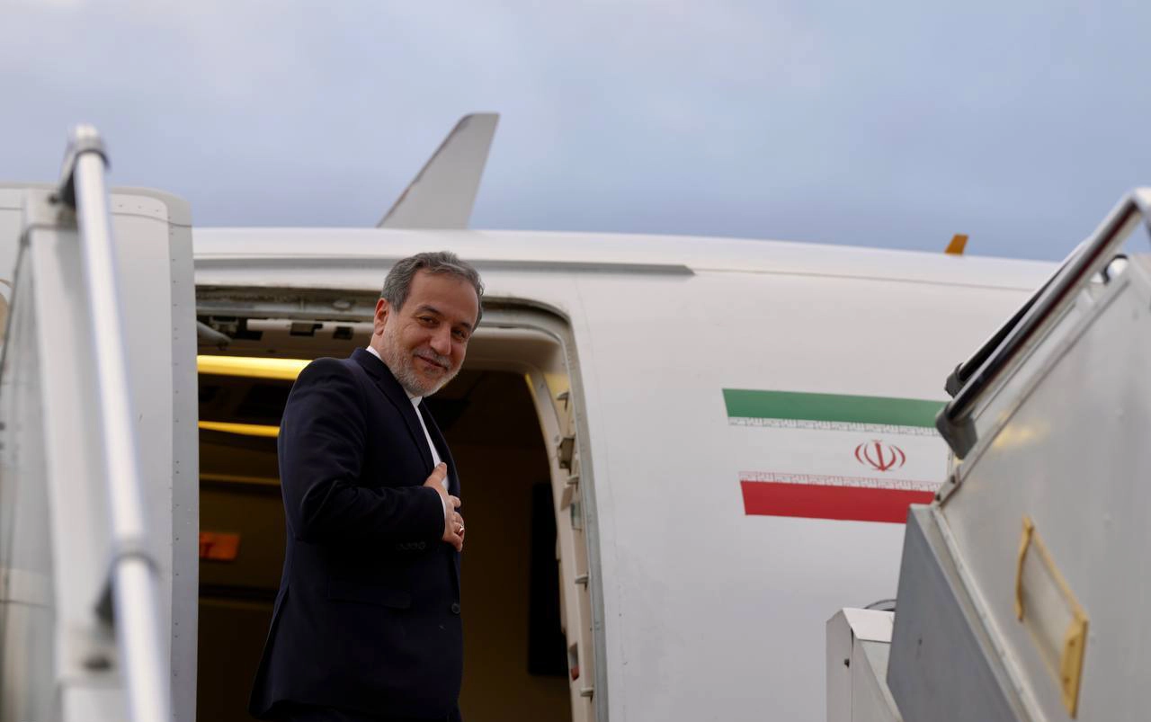 عراقچی وارد عمان شد عراقچی وارد عمان شد