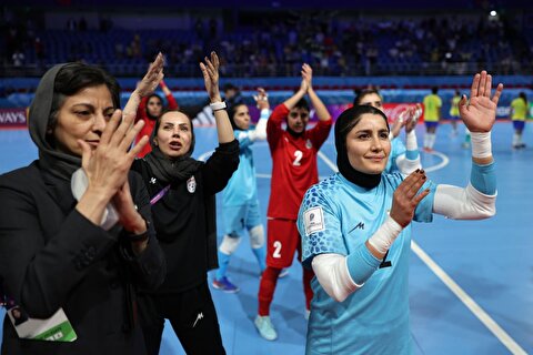 عکس| اشک‌های مهسا کمالی پس از باخت مقابل برزیل سوژه شد