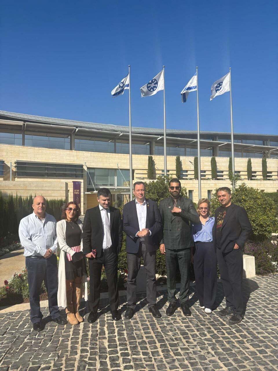 عکسی از کاترین شکدم در اسرائیل خبرساز شد