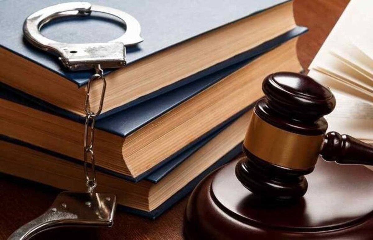 بازداشت تعدادی از فعالان سیاسی از جمله نرگس محمدی بازداشت تعدادی از فعالان سیاسی از جمله نرگس محمدی