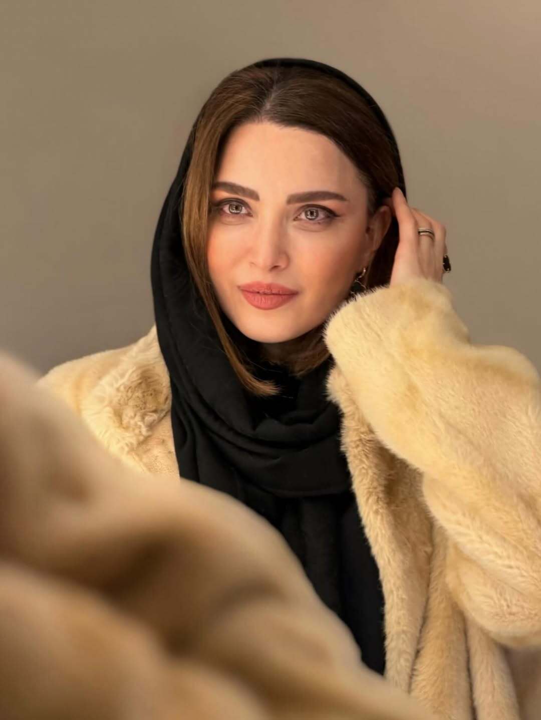 عکس| استایل جدید و جذاب بهنوش طباطبایی