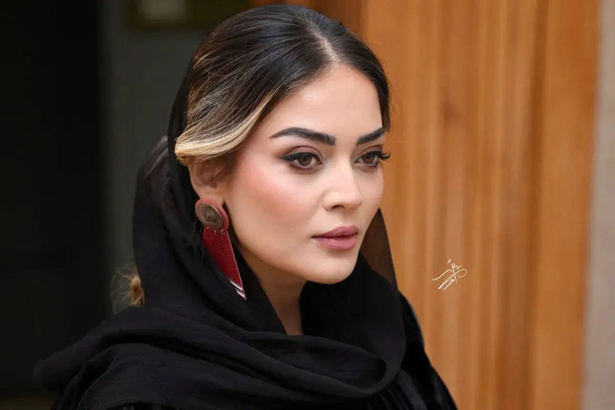 عکس| تیپ شیک عارفه معماریان، دختر محمود نقاشِ پایتخت