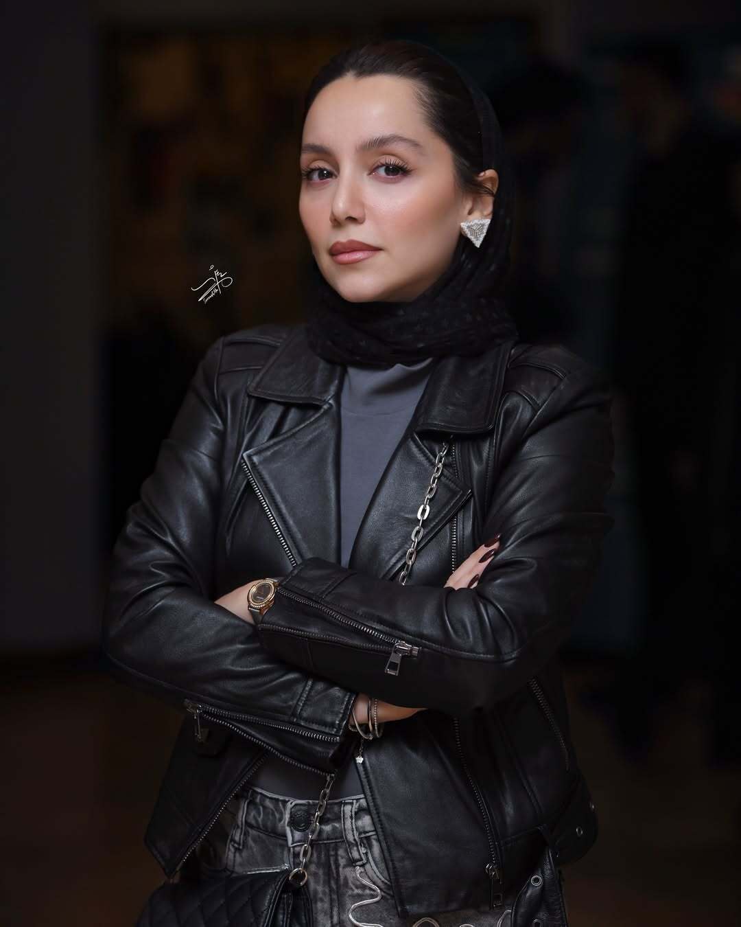 (عکس) استایل و ژستهای نازنین بیاتی مورد توجه قرار گرفت (عکس) استایل و ژستهای نازنین بیاتی مورد توجه قرار گرفت