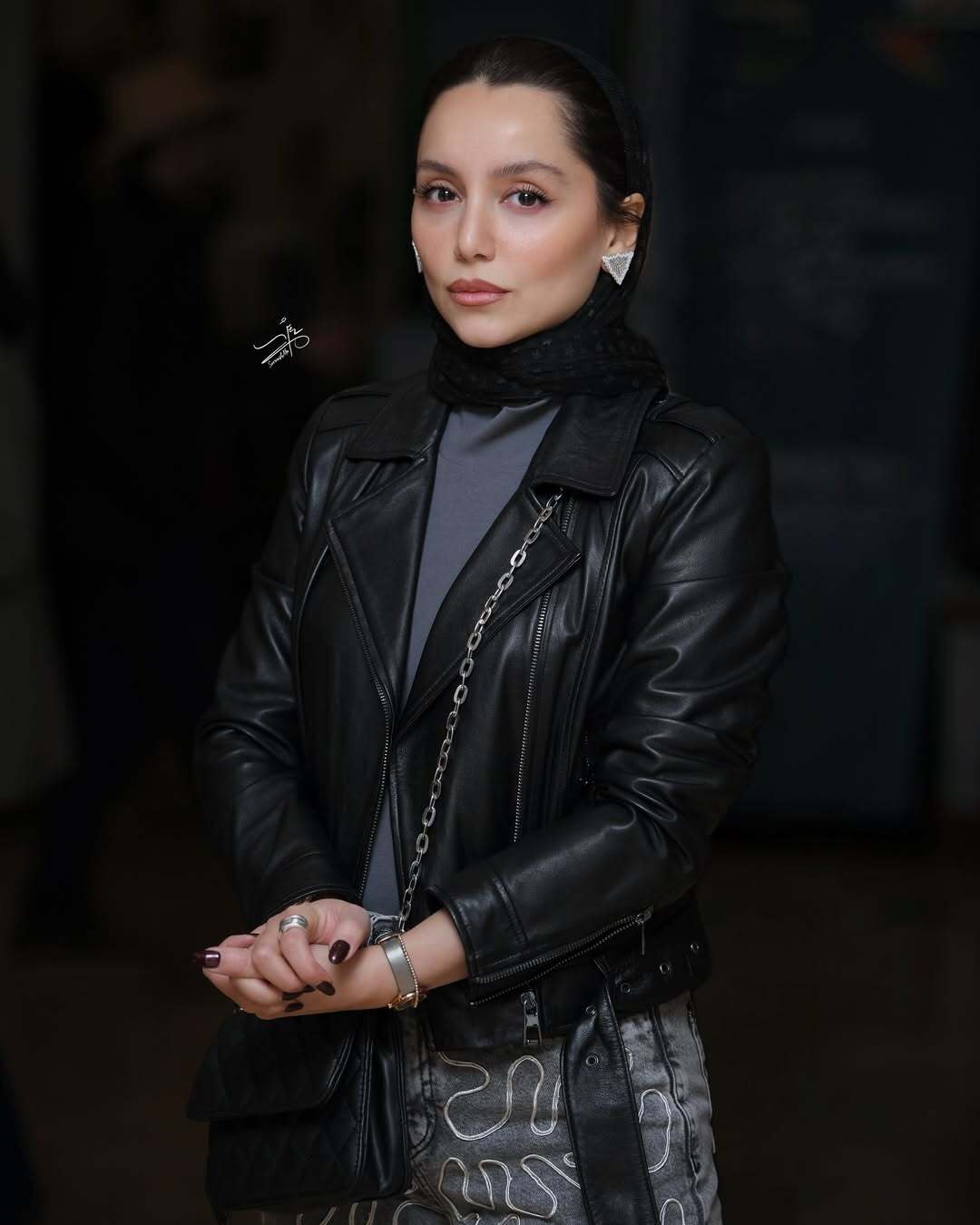 (عکس) استایل و ژستهای نازنین بیاتی مورد توجه قرار گرفت (عکس) استایل و ژستهای نازنین بیاتی مورد توجه قرار گرفت