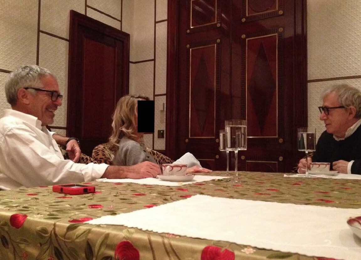 تصاویر رسوایی جدید جنسی اپسیتین ، رفیق شفیق | پایرترامپ، کلینتون و شاهزاده سابق بریتانیا هم به ماجرا باز شد + عکس تصاویر رسوایی جدید جنسی اپسیتین ، رفیق شفیق | پایرترامپ، کلینتون و شاهزاده سابق بریتانیا هم به ماجرا باز شد + عکس