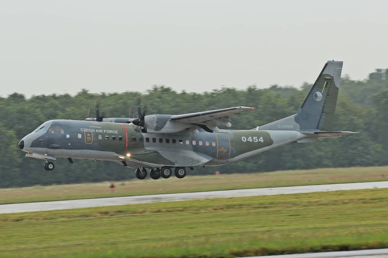 هواپیمای ترابری سی-۲۹۵ هواپیمای ترابری سی-۲۹۵